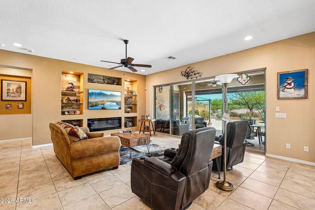 27585 W TONOPAH Drive, Buckeye, AZ 85396
