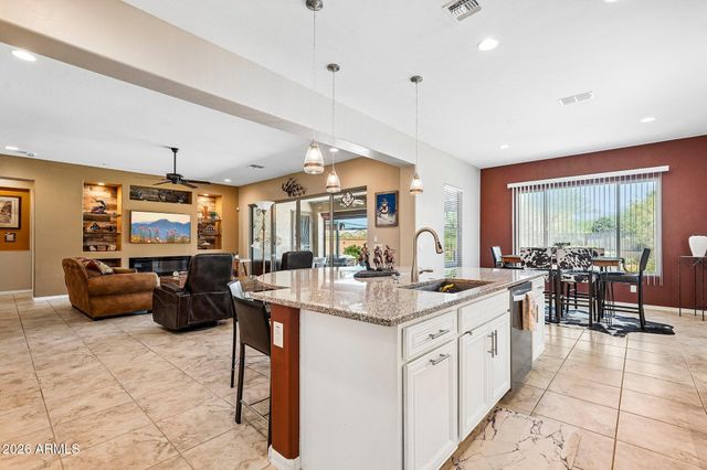 27585 W TONOPAH Drive, Buckeye, AZ 85396