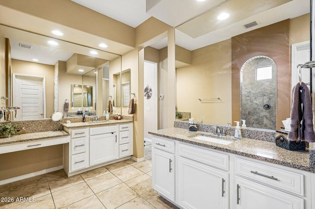 27585 W TONOPAH Drive, Buckeye, AZ 85396