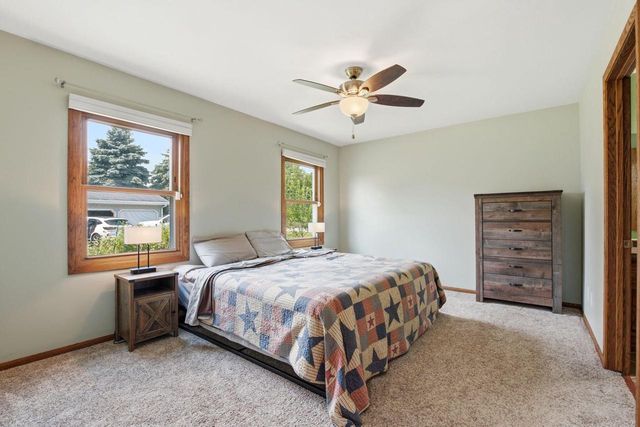 10119 Dunkelow ROAD, Franksville, WI 53126