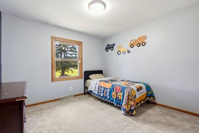 10119 Dunkelow ROAD, Franksville, WI 53126