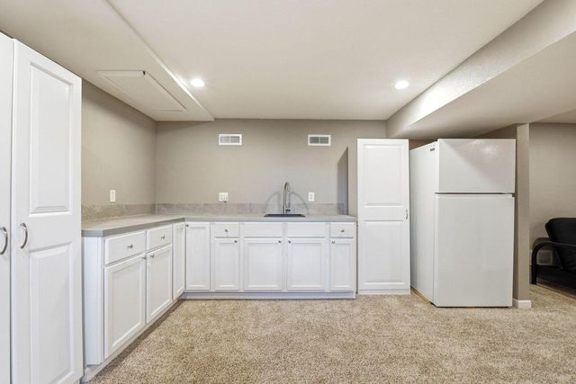 10119 Dunkelow ROAD, Franksville, WI 53126