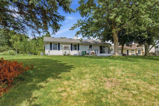 10119 Dunkelow ROAD, Franksville, WI 53126