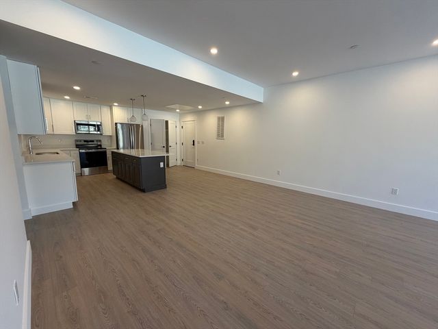 1060 Main St 306, Millis, MA 02054