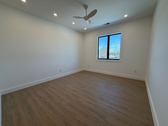 1060 Main St 306, Millis, MA 02054