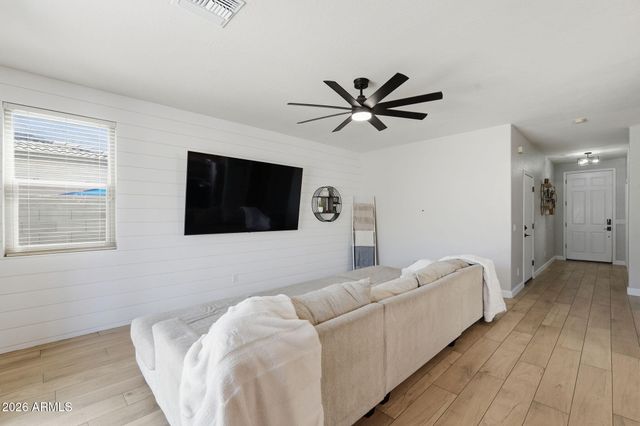 4184 E Trigger Way, Gilbert, AZ 85297