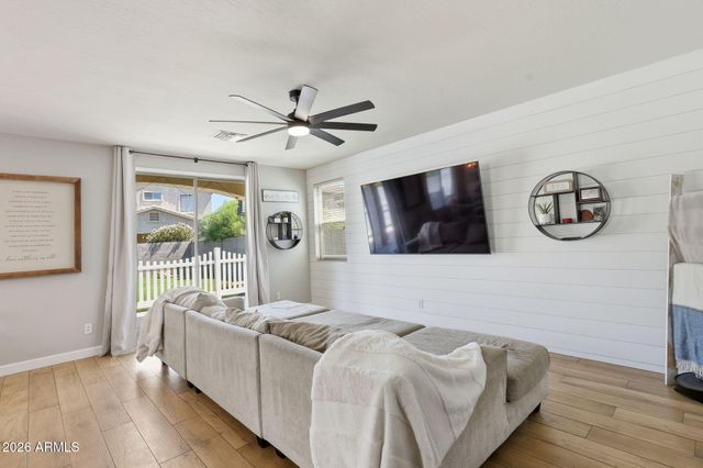 4184 E Trigger Way, Gilbert, AZ 85297