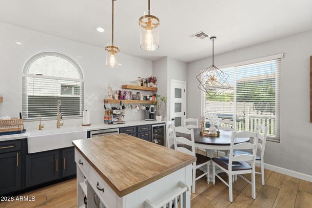 4184 E Trigger Way, Gilbert, AZ 85297