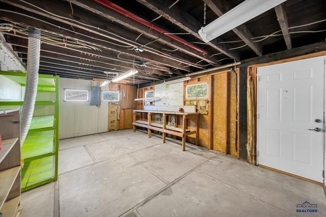 2718 W ST PATRICK, Rapid City, SD 57702
