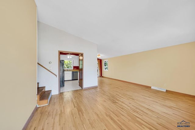2718 W ST PATRICK, Rapid City, SD 57702