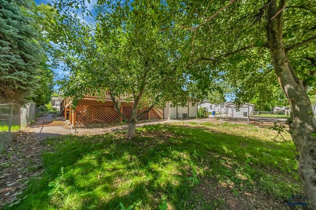 2718 W ST PATRICK, Rapid City, SD 57702