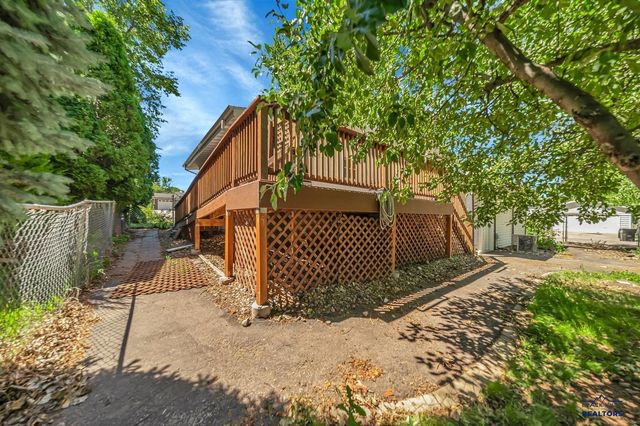 2718 W ST PATRICK, Rapid City, SD 57702