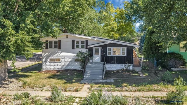 2718 W ST PATRICK, Rapid City, SD 57702