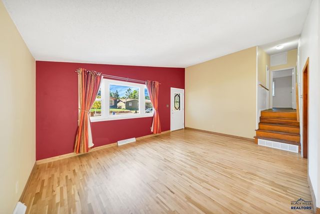2718 W ST PATRICK, Rapid City, SD 57702