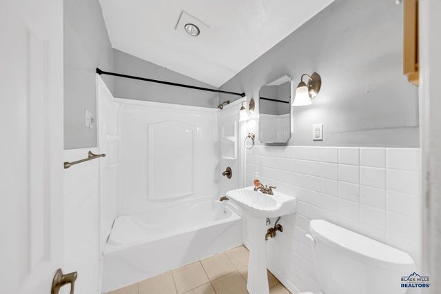 2718 W ST PATRICK, Rapid City, SD 57702