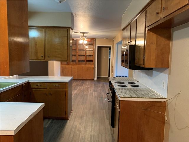 4438 Donegal Dr, Corpus Christi, TX 78413