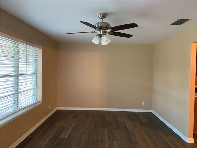 4438 Donegal Dr, Corpus Christi, TX 78413