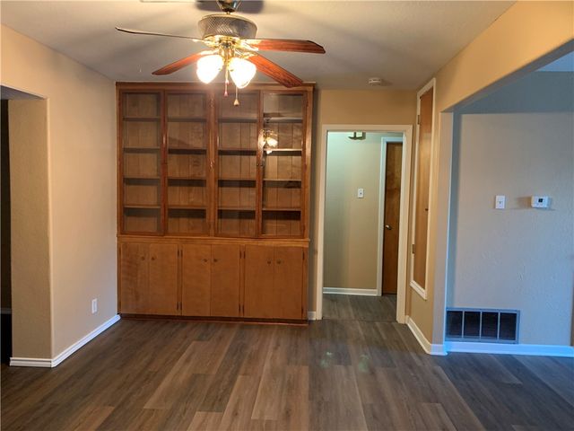 4438 Donegal Dr, Corpus Christi, TX 78413