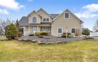 7541 Plum Hollow Circle, Clay, NY 13090