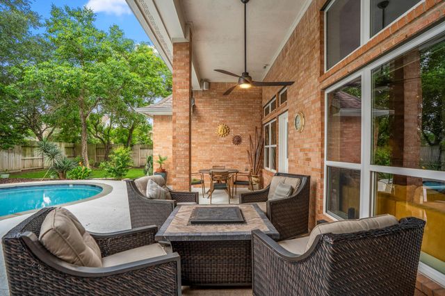6811 Pinehearth Court, Spring, TX 77379