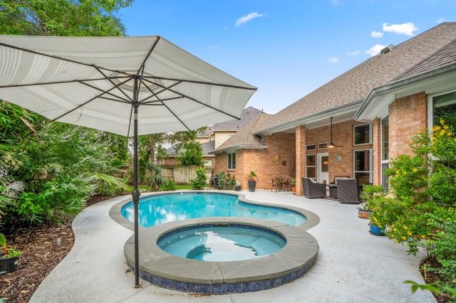 6811 Pinehearth Court, Spring, TX 77379