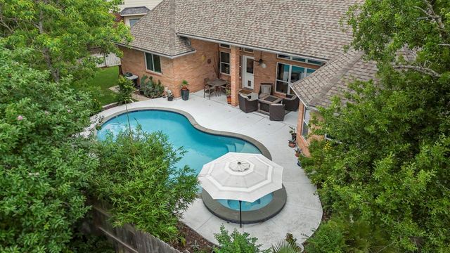 6811 Pinehearth Court, Spring, TX 77379