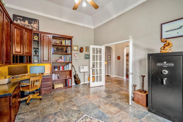 6811 Pinehearth Court, Spring, TX 77379