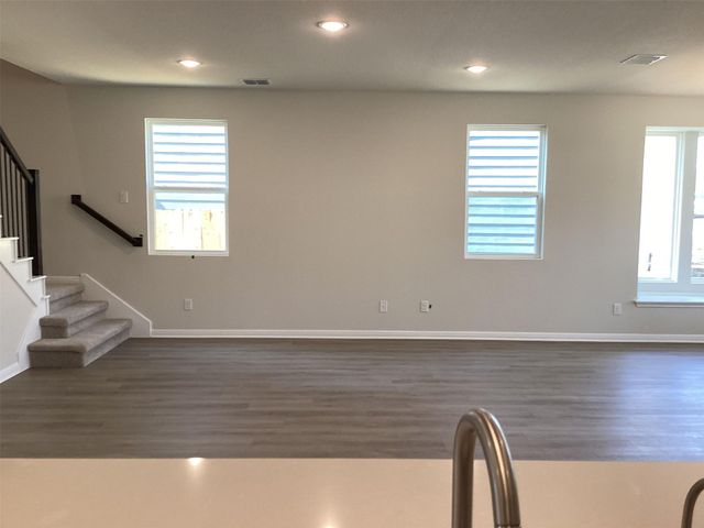 205 Woodrow LN, Liberty Hill, TX 78642