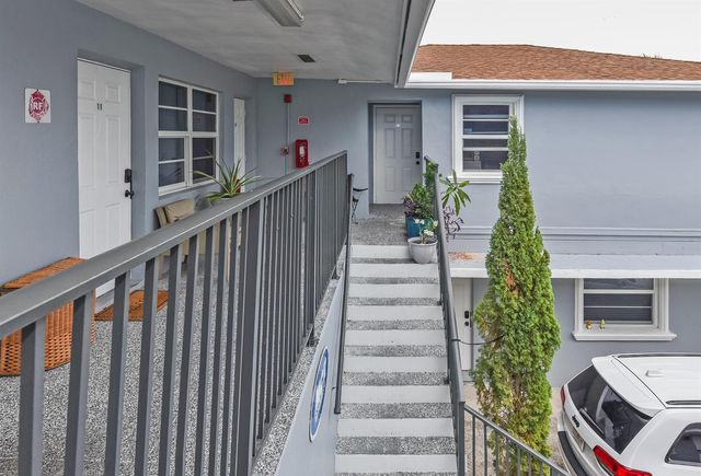 605 N Federal Highway 14, Lake Worth Beach, FL 33460
