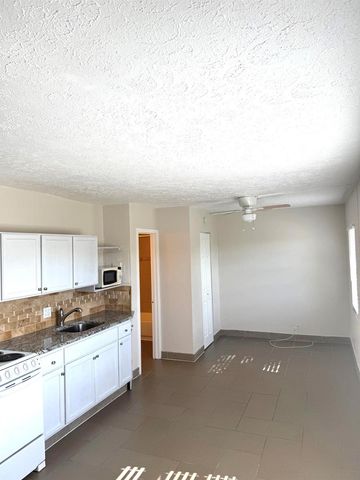 605 N Federal Highway 14, Lake Worth Beach, FL 33460