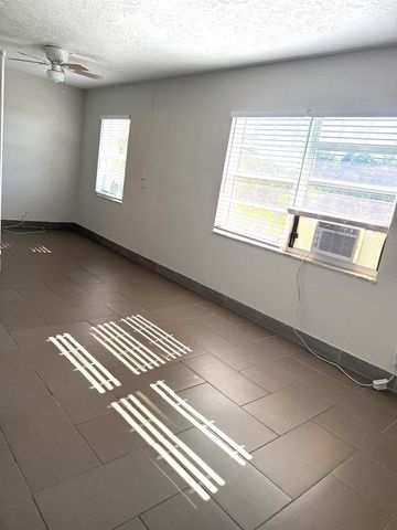 605 N Federal Highway 14, Lake Worth Beach, FL 33460