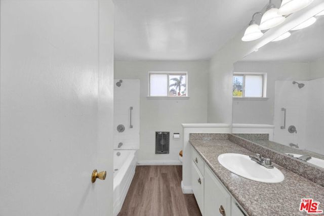 516 Evergreen Street, Inglewood, CA 90302