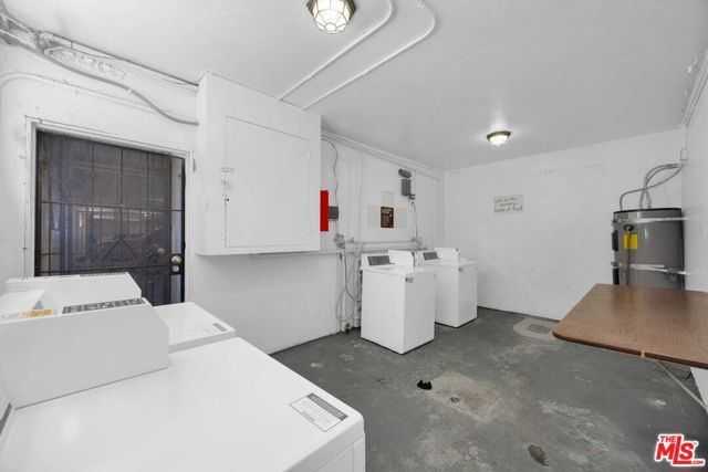 516 Evergreen Street, Inglewood, CA 90302