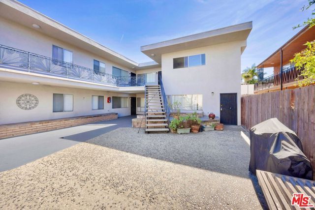 516 Evergreen Street, Inglewood, CA 90302