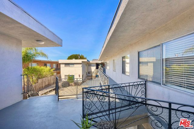 516 Evergreen Street, Inglewood, CA 90302