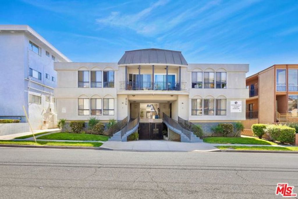 516 Evergreen Street, Inglewood, CA 90302