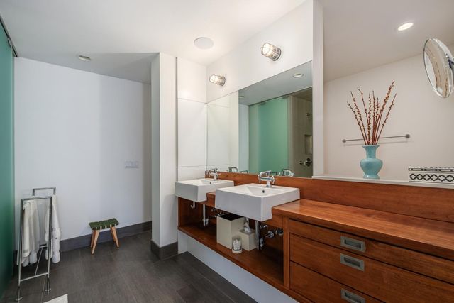 2041 W ROSCOE Street PH, Chicago, IL 60618