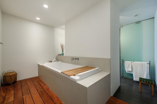 2041 W ROSCOE Street PH, Chicago, IL 60618
