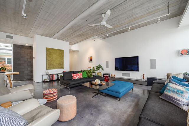 2041 W ROSCOE Street PH, Chicago, IL 60618