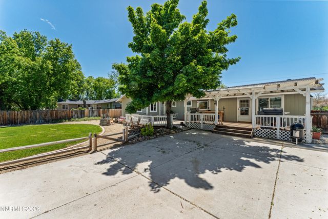 1406 Topaz Lane, Gardnerville, NV 89460