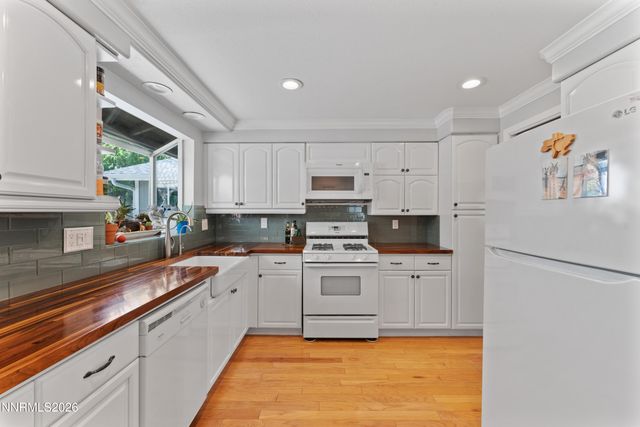 1406 Topaz Lane, Gardnerville, NV 89460