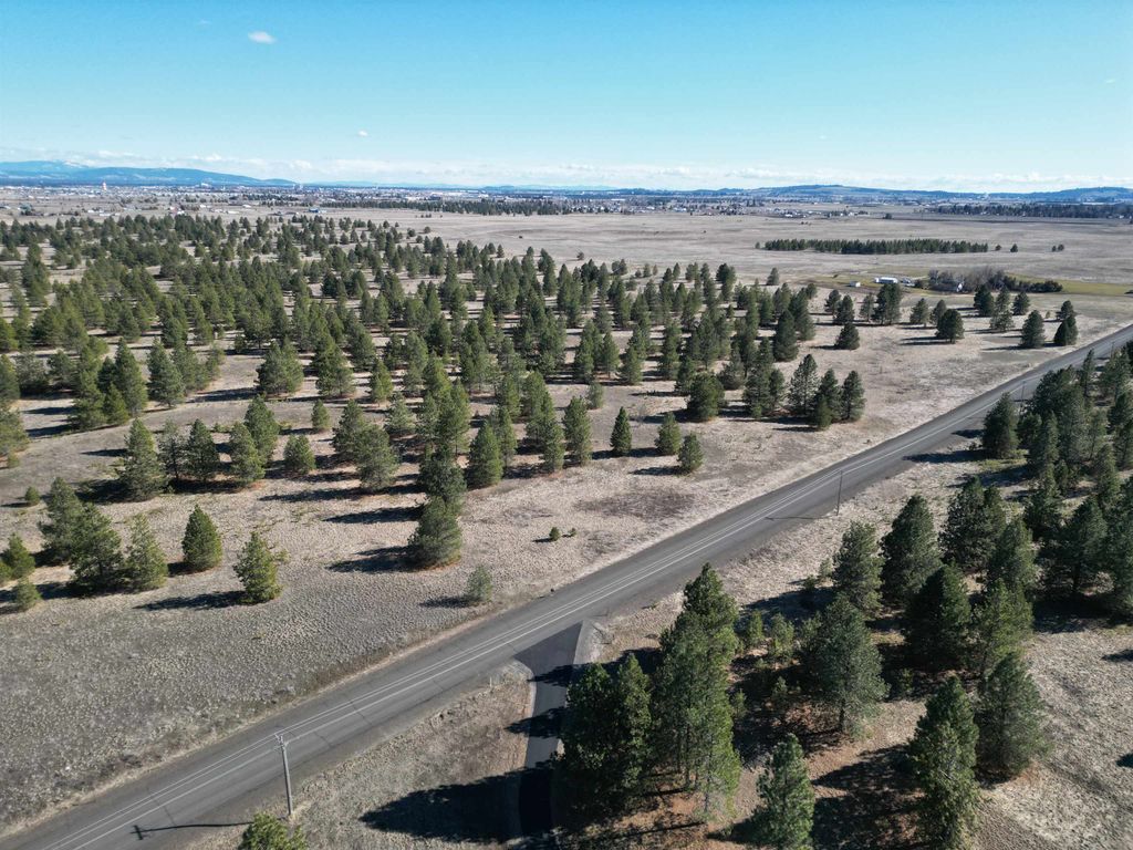 4xx N Dover Rd, Medical Lake, WA 99022 photo 2