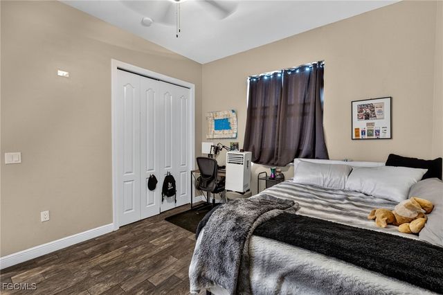 5243 SW 16th PL, Cape Coral, FL 33914