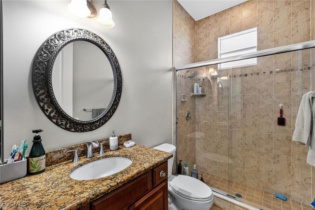 5243 SW 16th PL, Cape Coral, FL 33914