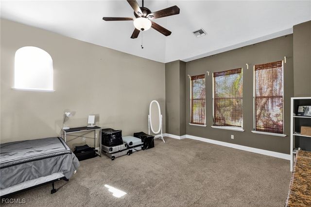 5243 SW 16th PL, Cape Coral, FL 33914