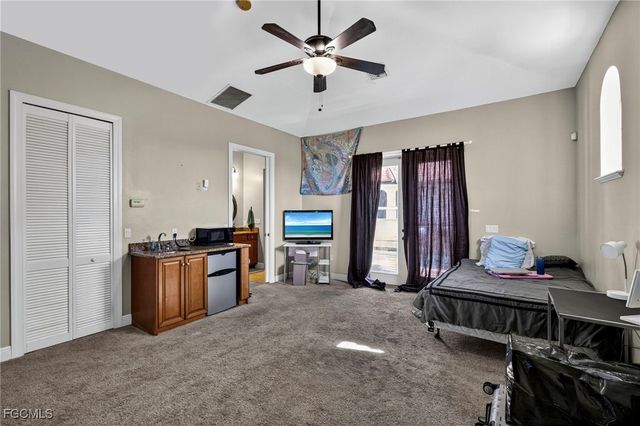 5243 SW 16th PL, Cape Coral, FL 33914