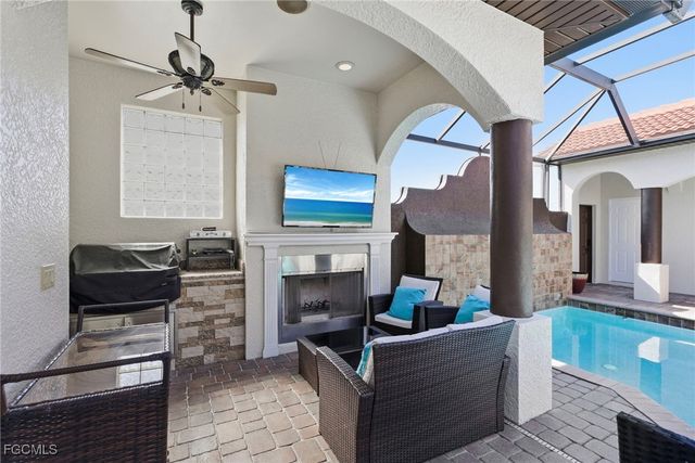 5243 SW 16th PL, Cape Coral, FL 33914