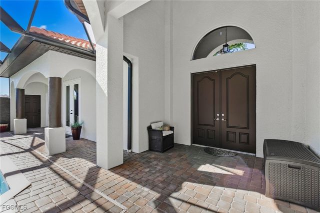 5243 SW 16th PL, Cape Coral, FL 33914