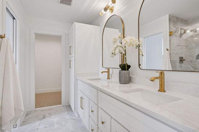 5801 Fremont Avenue S, Minneapolis, MN 55419