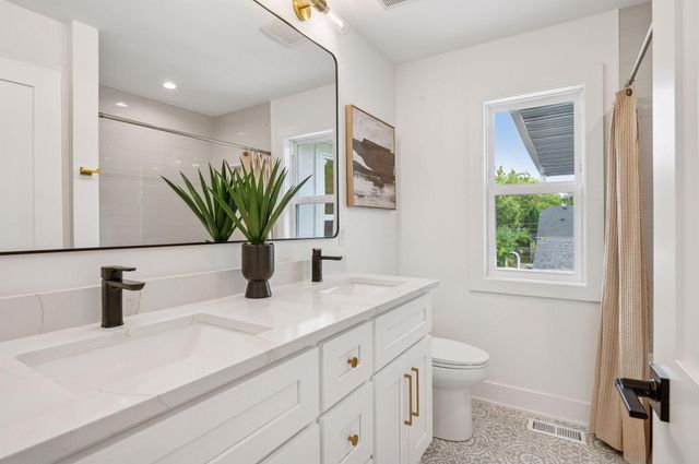 5801 Fremont Avenue S, Minneapolis, MN 55419